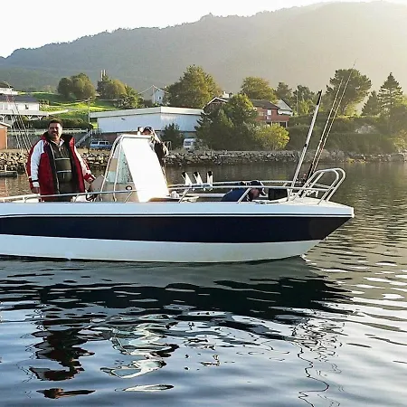 8 Person In Sorbovag * Sorbo